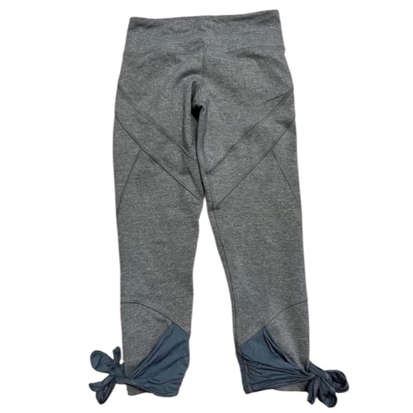 LULULEMON Crop Gray Side Tie Leggings. Size 2. Grey - Picture 1 of 7